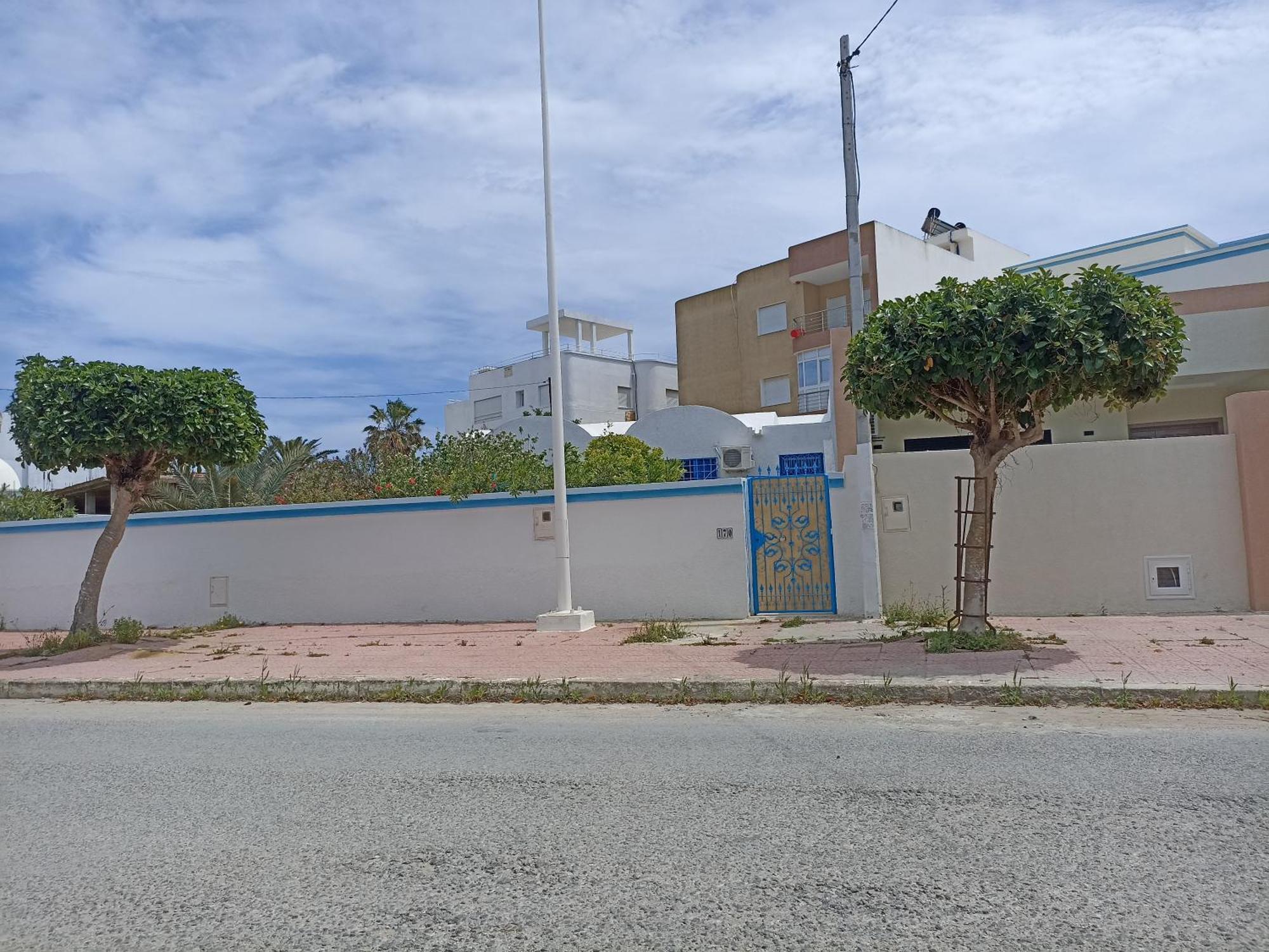 Maison S+1 très bien équipée à 2mn de la plage Kelibia Exterior foto